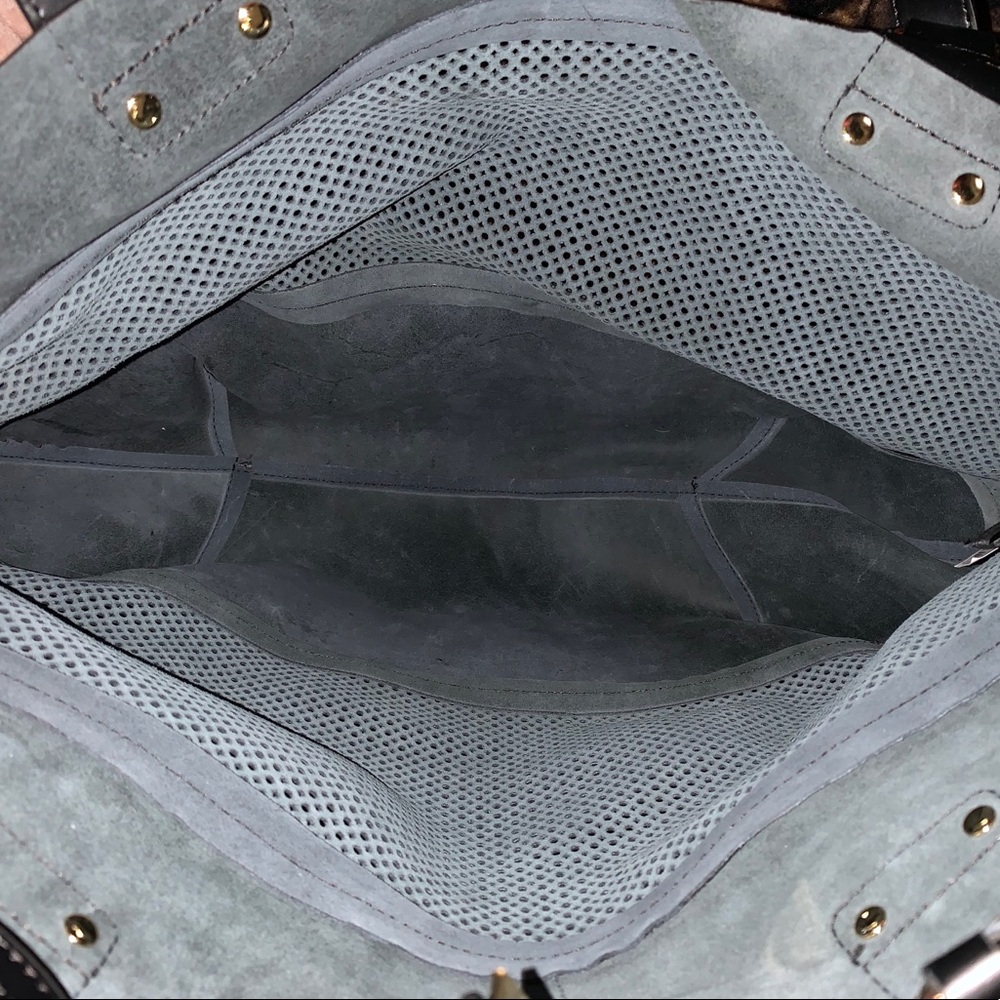 VINCE CAMUTO HANDBAG - Picture 3 of 4